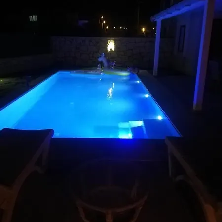 Tatildeki Yuva * Çeşme